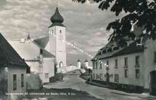 Bild einer Postkarte aus St. Leonhard am Walde